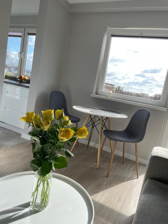 Luxury White Apartment By Marta ラドム エクステリア 写真